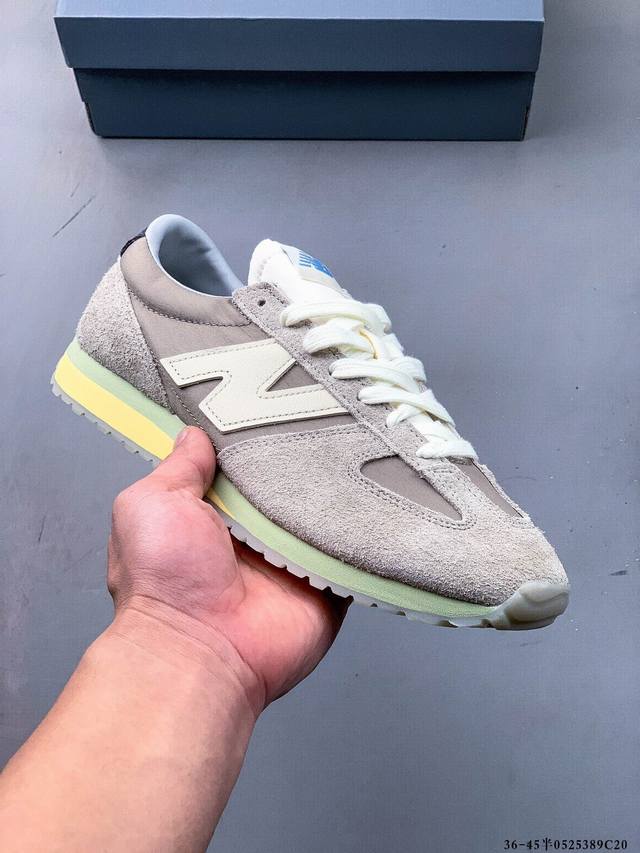 new Balance Nb 471系列新款复古时尚 透气生活休闲鞋 new Balance 471鞋款以经典的320鞋款为灵感 采用纤细鞋楦设计 打造出更加贴