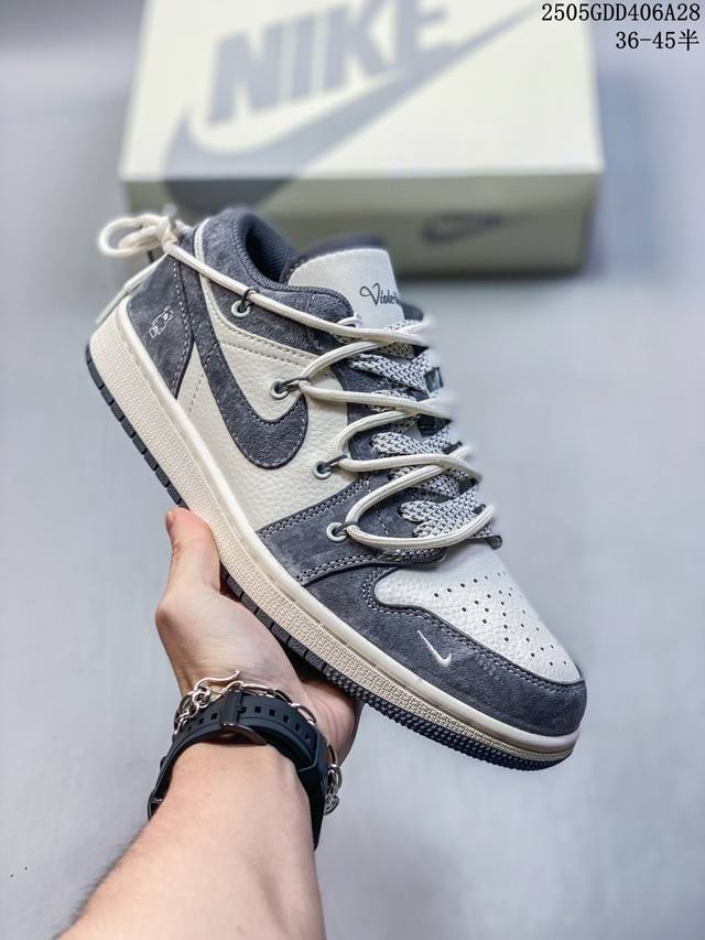 海外爆款限量发售 公司级 Nike Jordan Air Jordan 1 暴力熊联名 深灰抽绳猪八 高端定制 低帮 复古 减震 防滑 耐磨 篮球鞋 定制鞋盒