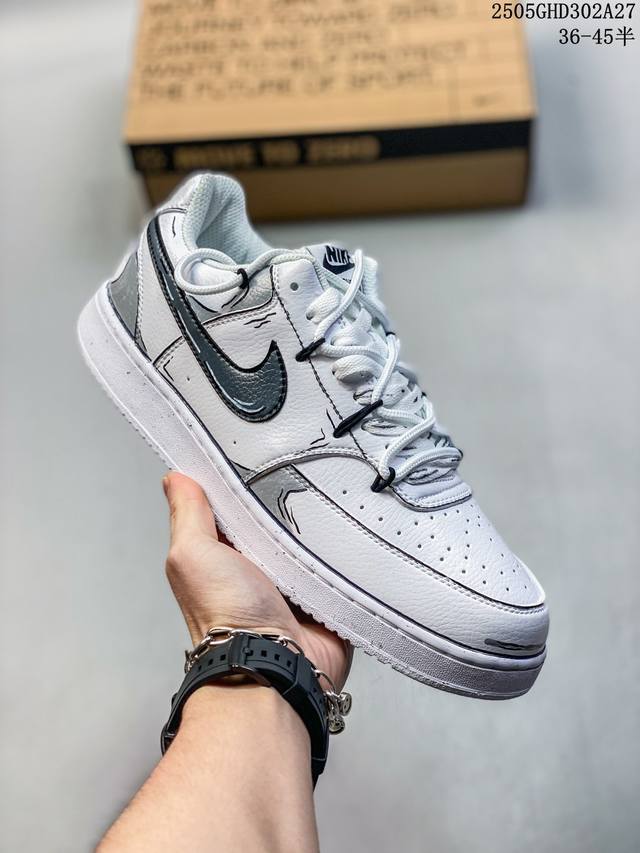 公司级Nike Court Vision Lo Diy 定制 低帮百搭 透气休闲运动板鞋 兼顾舒适脚感和出众风范 演绎匠心之作 结构性的支撑贴合感结合复古篮球设