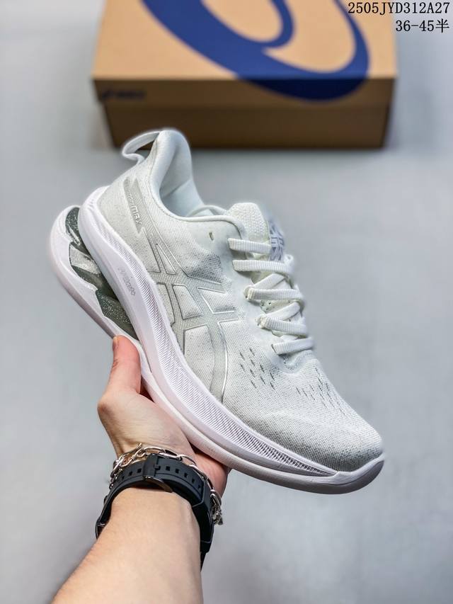 公司级Asics 亚瑟士 透气网眼鞋面配合部分合成革材质 采用全新Ahar+橡胶材质,更加耐磨日本专业跑鞋品牌 Asics 亚瑟士 Novavlast 系列 户