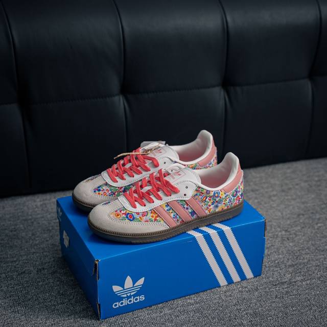 核心私 adidas Samba Og 桑巴舞街头系列德训运动板鞋 采用固色翻毛皮组合牛剖革鞋面材质 外置正确3层组合围条加厚烟胶橡胶大底 货号 Ji0280
