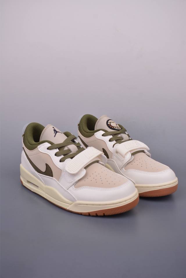 air Jordan Legacy 312 纯原版本 充正首选 有着交错结合的设计 它的名字就展现出它所包含的鞋款元素 312 分别对应了 Air Jordan