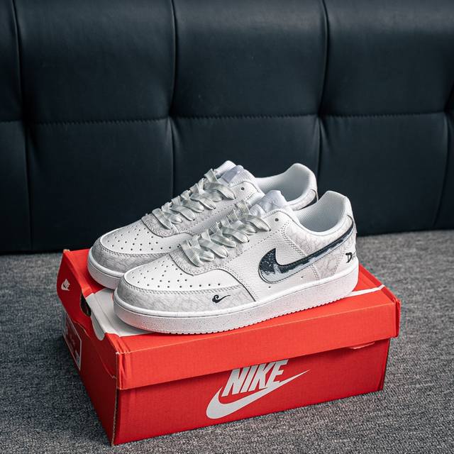 核心私 nike Court Vision Low 校园风低帮复古篮球板鞋男女运动鞋 延续80年代复古篮球鞋 添加学院风细节 皮革组合鞋面 利落风格 重现复古篮