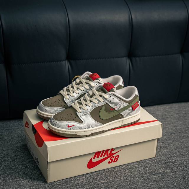 核心私 nike Dunk 全套原楦原模倾力打造完美版型 独家原厂航空铝磨具打磨大底 鞋头坡度极致还原 无解鞋型 原盒原配 圈内天花板工艺 原厂冲刀 超高清洁度