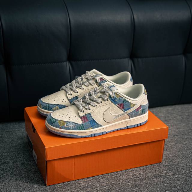 核心私 nike Dunk 全套原楦原模倾力打造完美版型 独家原厂航空铝磨具打磨大底 鞋头坡度极致还原 无解鞋型 原盒原配 圈内天花板工艺 原厂冲刀 超高清洁度