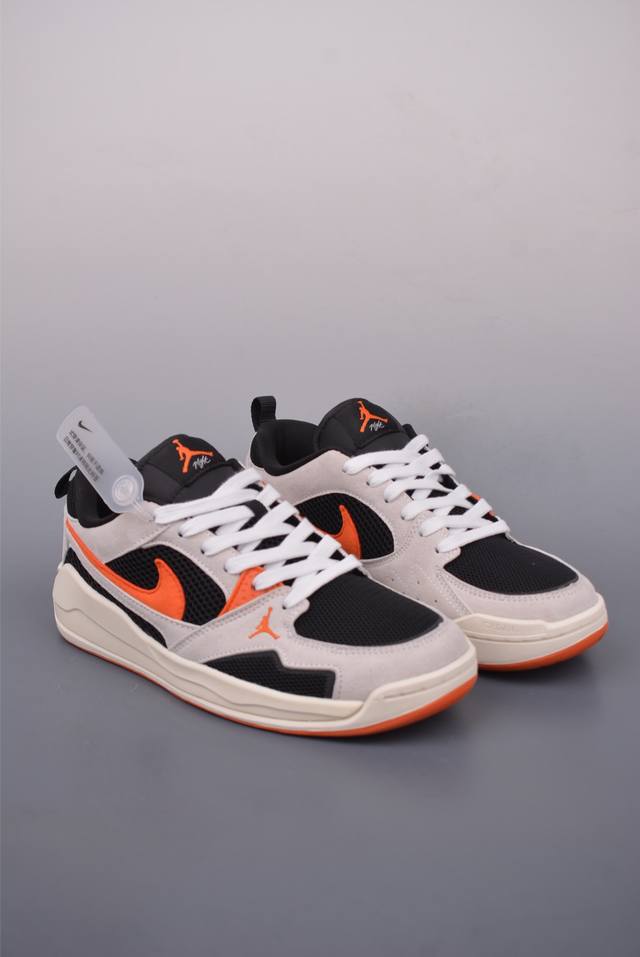 nike Air Jordan Cmft Era 舒适简约低帮运动鞋 实拍首发 鞋面大面积的网眼透气性拉满 中底的大面积泡棉超级舒适 官方货号: Hq0506