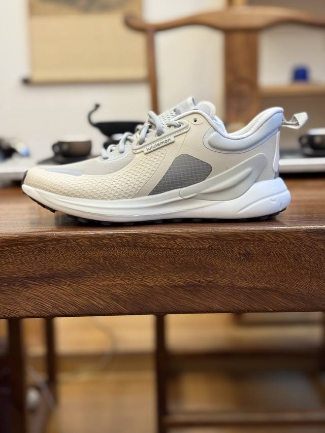 公司级 平台货 Lululemon 露露 W Blissfeel Trail Run 银滴色 男女鞋 36 36.5 37 38 38.5 39 40 40.5
