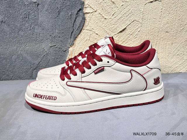 新品上市实拍 air Jordan 1 Low Og 高端定制 五道杠米白灰倒钩 大厂纯原工艺 原楦原纸板 原厂头层皮料 铸造最完美鞋型 一眼区别任何市售土肥圆