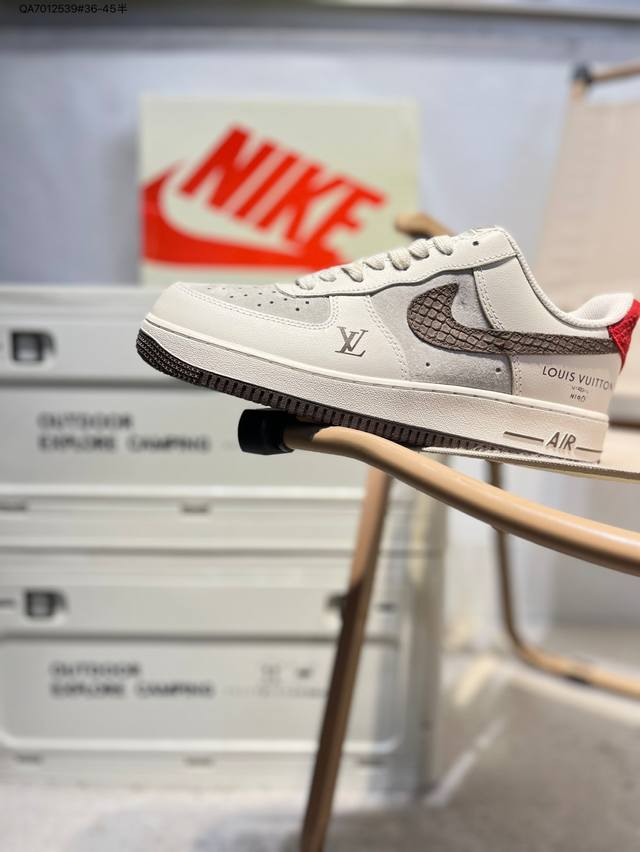 lv X 耐克 Nike Air Force 1 '07空军一号 百搭休闲运动板鞋 柔软 弹性十足的缓震性能和出色的中底设计 横跨复古与现代的外型结合 造就出风