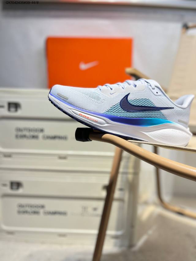 nk Air Zoom pegasus 41 登月跑鞋 登月41代超轻网面跑步鞋 脚跟区域营造出色舒适度 而在鞋底部分 搭载全掌型Zoom Air配置耐克网面透