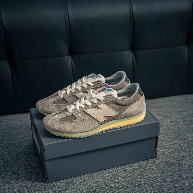 核心私 new Balance 新百伦 U471 复古休闲鞋 正确长绒鞋面 正确头层皮 N 字Logo 真皮纹理清晰可见 高弹大底 正确半透油蜡试脚纸 正确中底
