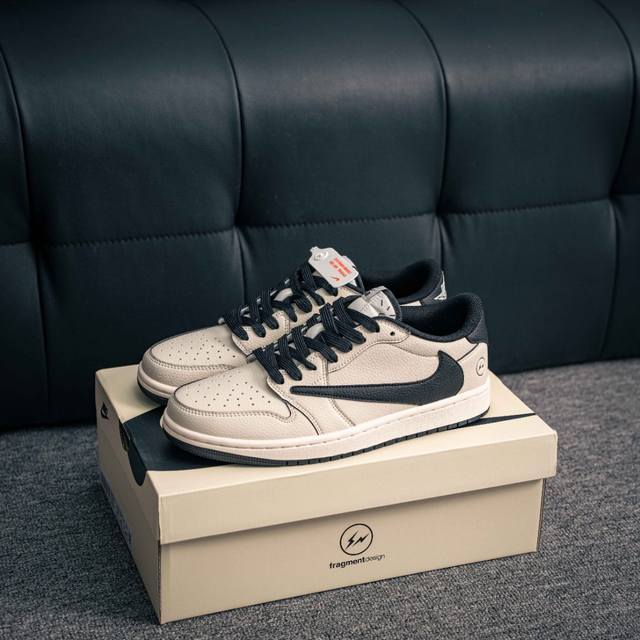 核心私 air Jordan 1 乔丹篮球鞋男女运动鞋潮流板鞋 货号 Lk1099 061 尺码 36 37 37.5 38 38.5 39 40 40.5 4