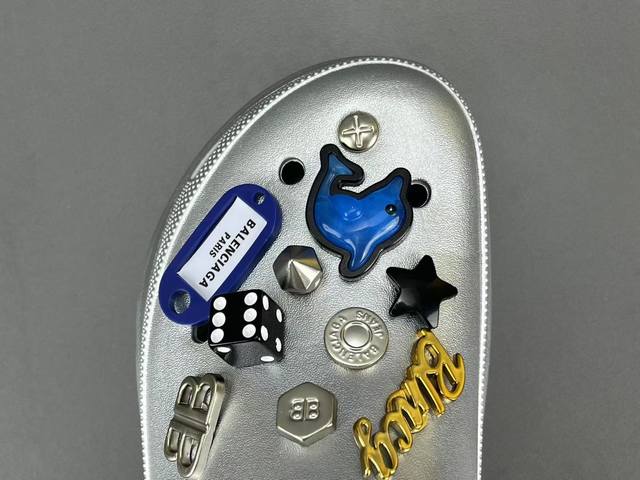 渠道优势 God版 巴黎世家 Crocs X Balenciaga巴黎世家 厚底圆头 洞洞鞋 女款 尺码35 36 37 38 39 40 41 42 43 4