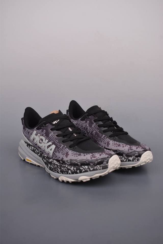 hoka One One M Speedgoat 6 低帮专业越野跑步鞋 实拍首发 相较于前几代Mafate包裹感更好 跟Speedgoat 快速羚羊 系列比起