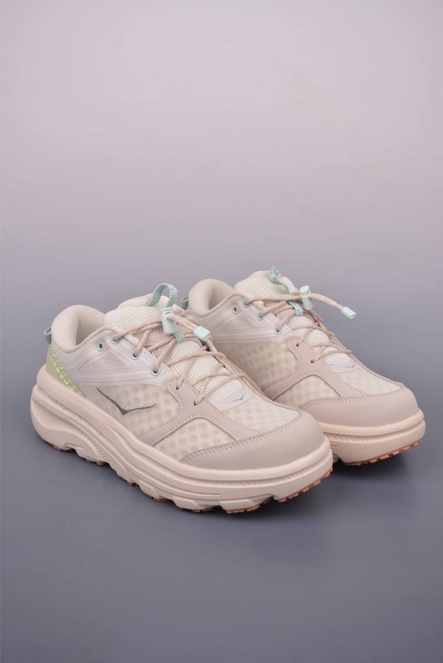 z Hoka One One U Bondi B3Ls 低帮专业越野跑步鞋 实拍首发 相比常规跑鞋 Hoka One One特别研发使用性能独特的几何形跑鞋中底