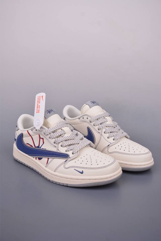 fragment X Travis Scott X 斯图西 air Jordan 1 Low 三方联名倒钩 全新的三方联名低帮倒钩鞋面延续了黑脚趾设计 整双鞋以