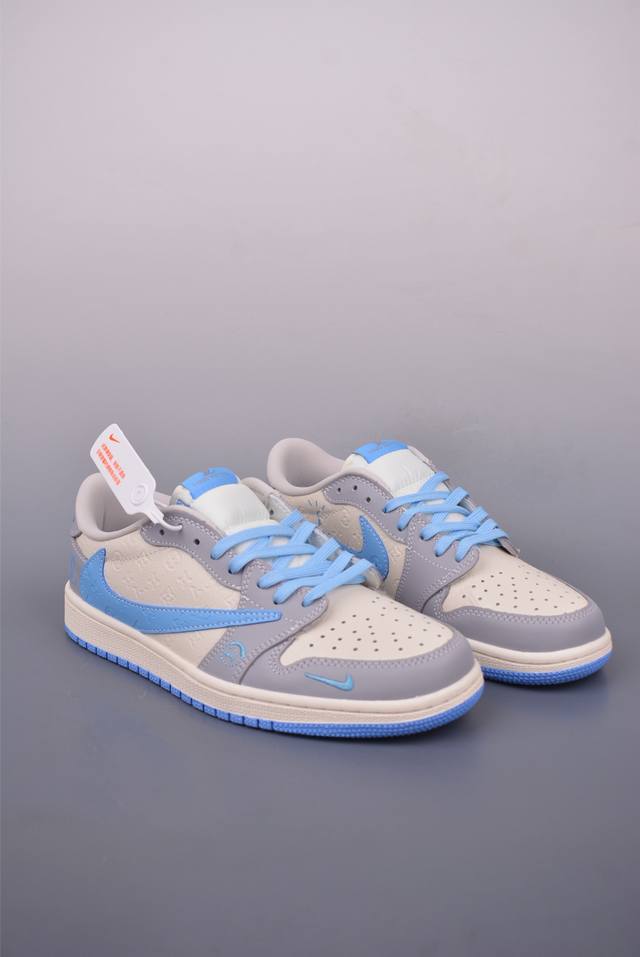 fragment X Travis Scott X Lv air Jordan 1 Low 三方联名倒钩 全新的三方联名低帮倒钩鞋面延续了黑脚趾设计 整双鞋以全