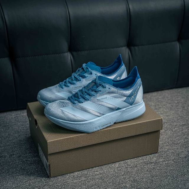 核心私 adidas Adizero Adios pro 4 M 阿迪透气轻盈低帮跑步鞋 货号 Js3148 尺码 36 36.5 37 38 38.5 39