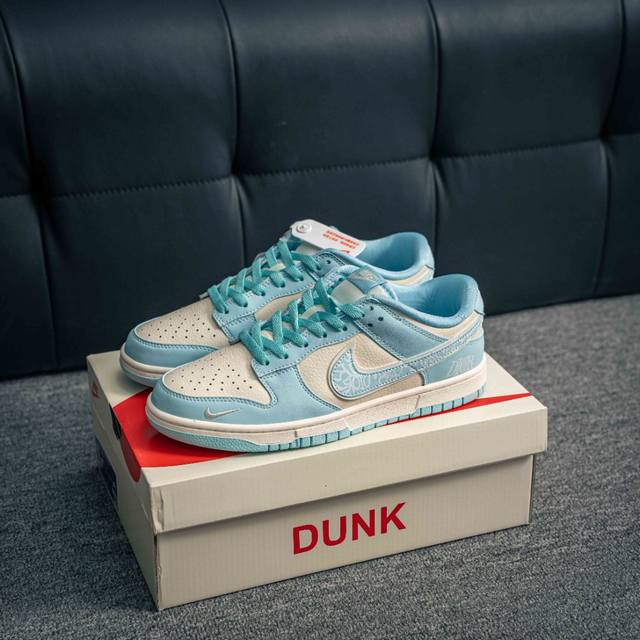 核心私 nike Dunk 全套原楦原模倾力打造完美版型 独家原厂航空铝磨具打磨大底 鞋头坡度极致还原 无解鞋型 原盒原配 圈内天花板工艺 原厂冲刀 超高清洁度