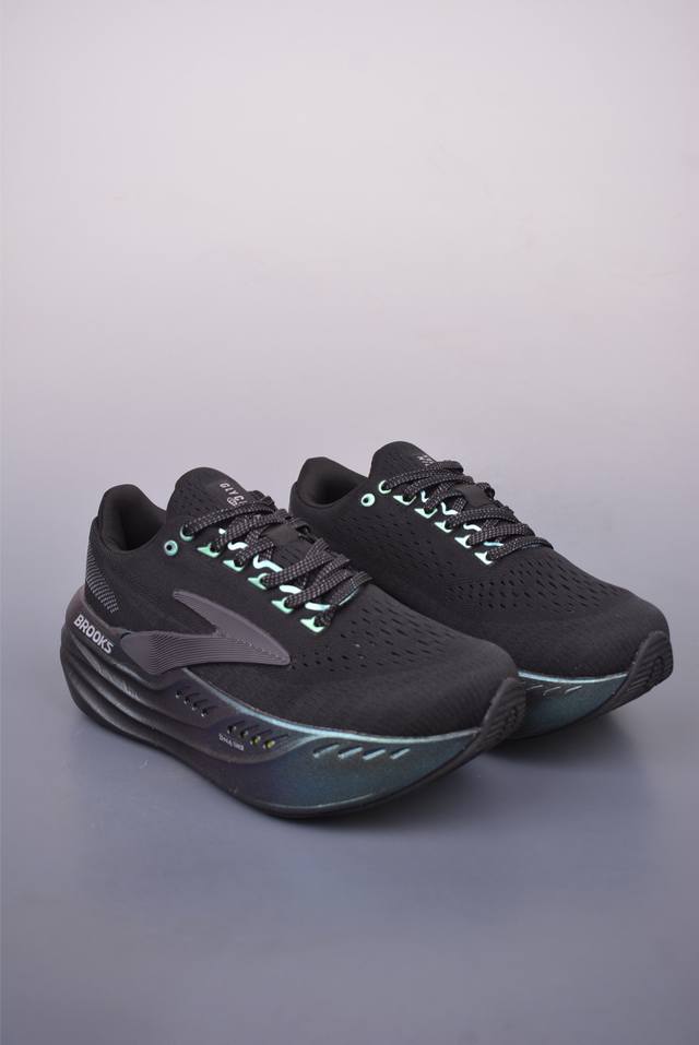 brooks 布鲁克斯 Glycerin Max 超弹轻盈跑步鞋 实拍首发 低帮透气缓震支撑休闲运动慢跑鞋 采用改进工程空气网眼组合热熔工艺 鞋面材质搭载Dna