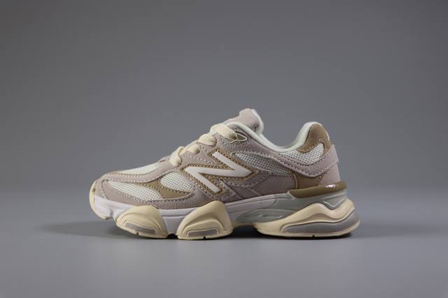 新百伦 New Balance Nb9060童鞋26-37 海外版配色不仅显档次 鞋子也更轻盈时尚大气的外观设计 学生必入的百搭童鞋款
