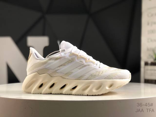阿迪达斯 Adidas Adidas Switch Fwd M 秋季新运动休闲轻便透气跑步鞋 尺码：如图右下角所示 Jaa Tfa 货号：Id1789