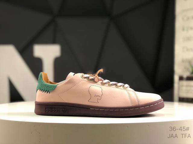 公司级带半码 阿迪达斯 Brain Dead脑死亡 & Adidas全新单层工艺，真皮材质，细节拉满，一比一打造！ 此番依旧以阿迪经典的网球鞋型Stan Smi