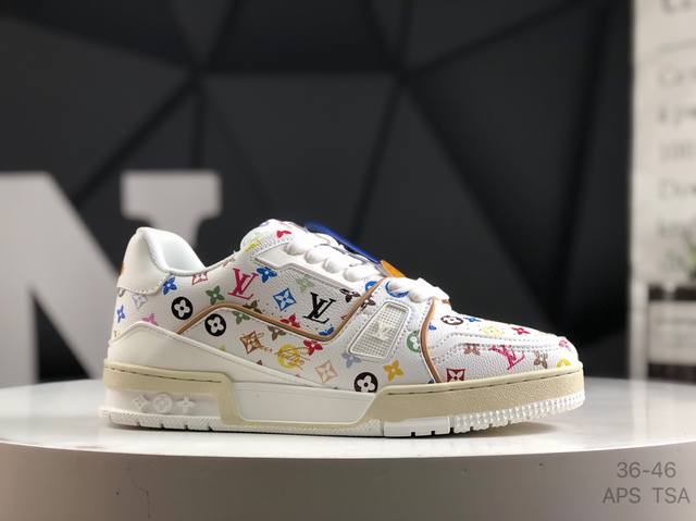 路易威登 Louis Vuitton Lv路易威登板鞋 乘风破浪的姐姐争先种草款,舒适透明底和百搭性霸屏整个时尚娱乐圈，正品1:1套楦复刻，细节调整完美主义！鞋