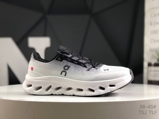 On 昂跑 Cloud Tilt 轻量运动休闲鞋！杨幂同款，脚感很舒服，鞋底柔软且包裹性好，上脚显腿长，不用系鞋带很方便～ 不管休闲还是运动都很百搭。 尺码：如