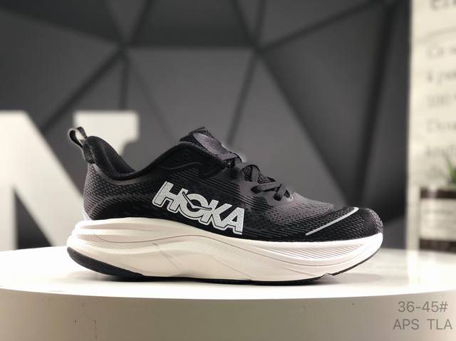 Hoka 霍卡 男女鞋真标半码制，采用柔软网织呼吸材料鞋面材质，轻量化材料高弹力泡棉升级中底，内嵌欧索莱Ortholite 混合 再生 鞋垫“飞要这么厚”跑者解