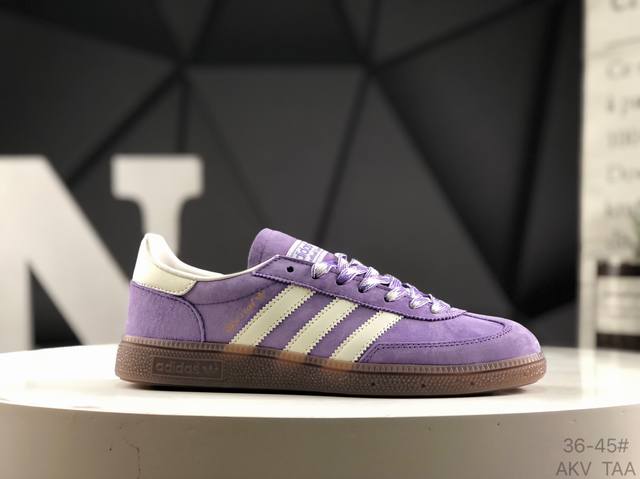 阿迪达斯 Adidas Samba Og 桑巴德迅板鞋立体Samba烫金Logo 区别市场一切版本 针车走线 冲孔均为最高标准打造 后跟港宝材料定型 反口弧度完