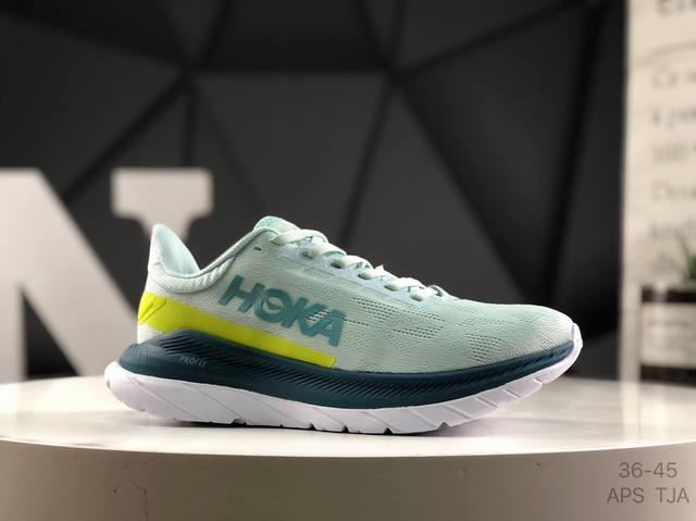 小红书推荐 Hoka W Mach 4 全新配色 这个品牌来自于新西兰的毛利语，Hoka表示大地，One One表示飞越，连起来就是飞越地平线，One One不