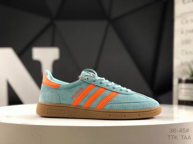 真标带半码 阿迪达斯 Adidas Handball Spezial 官方正确版本 阿迪达斯经典款 复古休闲板鞋 全鞋采用反毛皮制作 牛筋耐磨大底 承载青春情怀