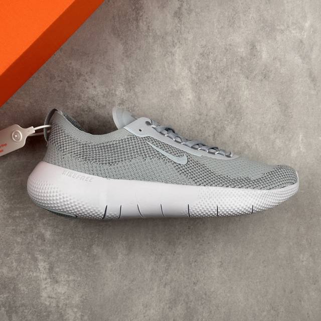 本地 核心私 W Nike Free 2025 耐克新款飞织面透气缓震运动跑鞋 #飞织鞋面提供出色的弹性和支撑力鞋底融入凹槽设计，塑就柔韧灵活性，令运动自由无拘
