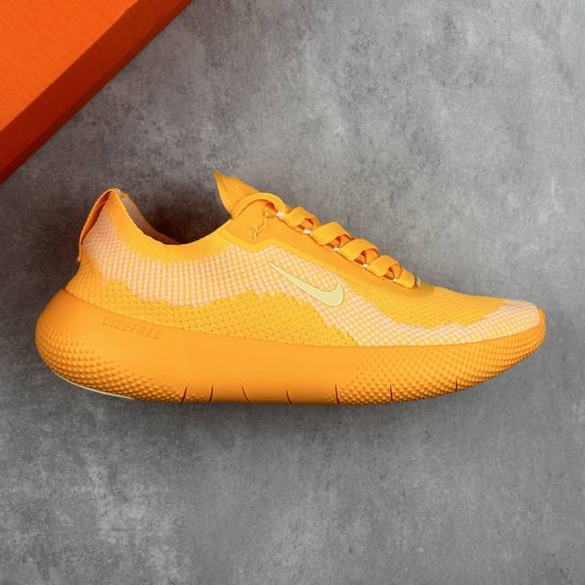 本地 核心私 Nike Free 2025 耐克新款飞织面透气缓震运动跑鞋 #飞织鞋面提供出色的弹性和支撑力鞋底融入凹槽设计，塑就柔韧灵活性，令运动自由无拘加厚