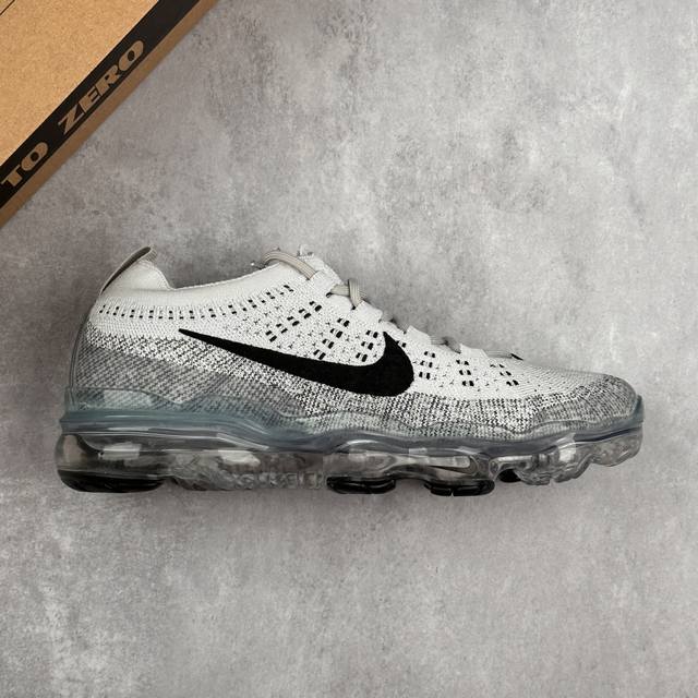 本地 核心私 Nike Air Vapormax Fk 全掌长气垫 缓震跑步鞋 采用传统的Flyknit构造 回收材料制成 鞋垫上印有Nike的风车标志 全长V