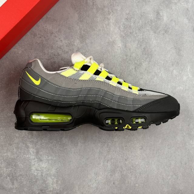 本地 核心私 Nike Air Max 95 复古减震 休闲运动气垫跑鞋 经典重温 外单专供大厂出品 品质稳定 一百余色 终端操作 鞋款设计灵感源于人体构造 中