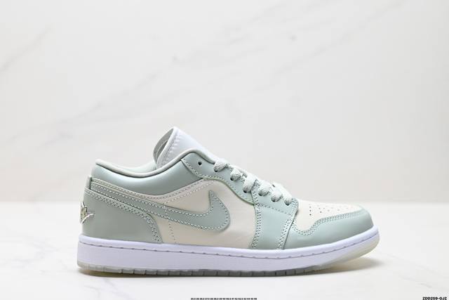 公司级Nike Air Jordan 1 Low Aj1乔1低帮休闲板鞋 同步官方配色 市场唯一独家头层皮打造 原鞋原档案开发 原厂皮料 原档冲孔鞋头 正确满胶