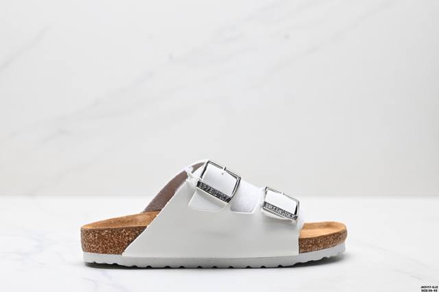 公司级Birkenstock勃肯半拖凉鞋系列 克罗心双扣金属扣设计 双杠绑带夏季凉鞋 采用质地柔软牛皮绒面革植入羊羔毛鞋垫和里衬材质中底搭载缓震软木橡胶 外置E