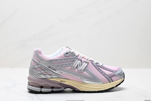 公司级New Balance M1906系列 复古单品宝藏老爹鞋款 公司级 复古元素叠加 质感超级棒 楦版型材料细节做工精细 作为Nb最经典的档案鞋型之一 与2