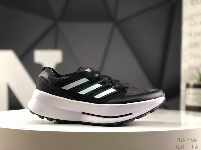 阿迪达斯 Adidas Equipmentagravic 舒适百搭防涓耐磨 低帮跑步鞋 货号：Jh6112 尺码：40-45 半 Ajt Tfa