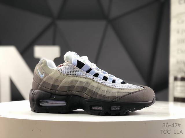 公司级带半码 耐克 Nike Air Max 95 复古减震气垫跑鞋 经典重温 外单专供大厂出品 品质稳定 鞋款设计灵感源于人体构造 中底设计基于人体的脊柱构造