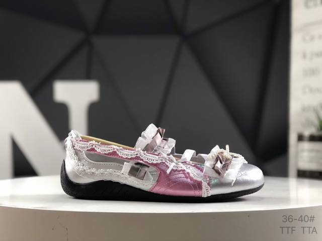 彪马 Puma Speedcat 舒适百搭 低帮 芭蕾鞋 #朴彩英 Rose 同款 配色酷感拉满 低帮设计超显脚踝纤细，上脚轻盈又舒适。不管日常出街还是运动都适