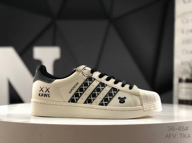 阿迪达斯 Adidas Originals Gazelle Indoor 贝壳头 三叶草休闲防滑耐磨低帮板鞋 鞋头出色设计 塑就出众贴合感 稳固的后跟贴合足部曲