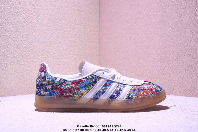 Ad Originals Gazelle Indoor End 三叶草休闲防滑耐磨低帮板鞋鞋头出色设计 塑就出众贴合感稳固的后跟贴合足部曲线设计软弹舒适 不易磨