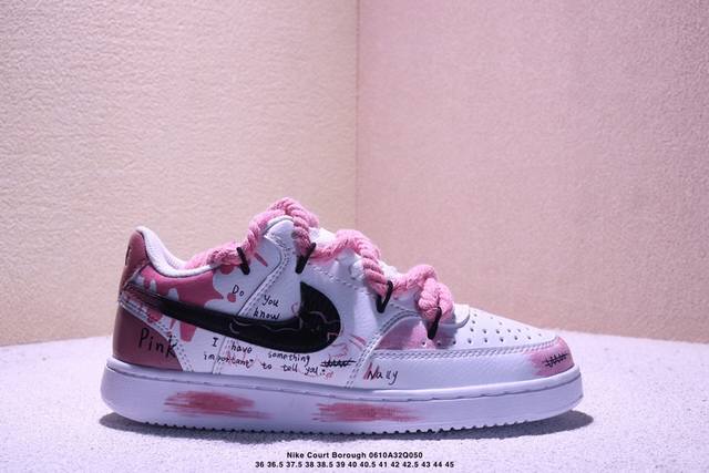 Nike Court Borough Low 低帮百搭透气休闲运动板鞋男女鞋 经典耐用的设计，兼顾舒适脚感和出众风范，演绎匠心之作。结构性的支撑贴合感结合复古篮