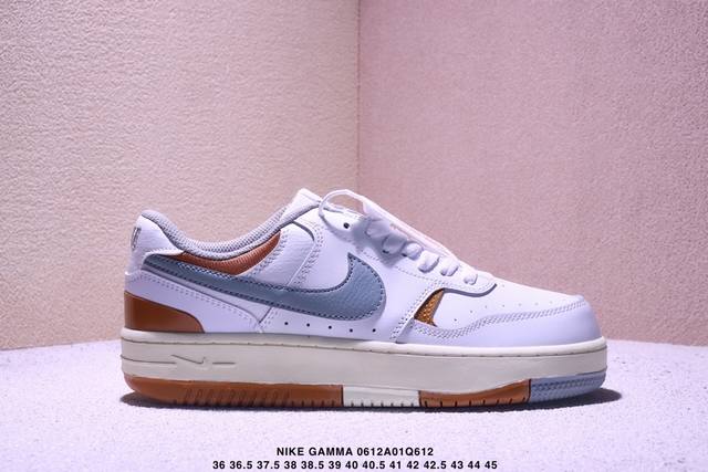 耐克W Nike Gamma Force兼顾舒适脚感和出众风范，演绎匠心之作。结构性的支撑贴合感结合复古篮球设计，塑就场外全明星风范。 货号：Fq2766- 尺