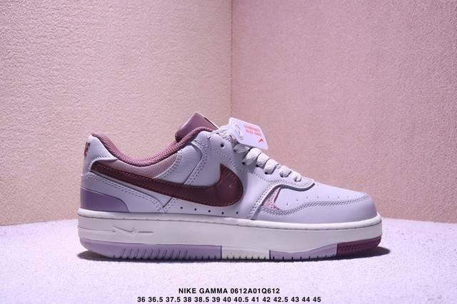耐克W Nike Gamma Force兼顾舒适脚感和出众风范，演绎匠心之作。结构性的支撑贴合感结合复古篮球设计，塑就场外全明星风范。 货号：Fq2766- 尺