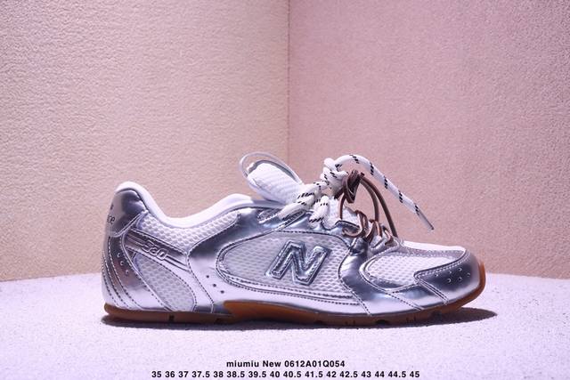 公司级带半码！ 缪缪Miumiu New新百伦 Nb530联名 时尚潮流 防滑耐磨 舒适休闲运半拖鞋 Xm0613Q054