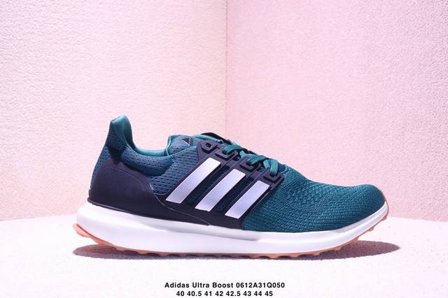公司级阿迪达斯Adidas Ultra Boost休闲运动慢跑鞋 Adidas 最强跑鞋 Ultraboost 的影响力仍驰骋于业界，进入下半年之后，对于 的展